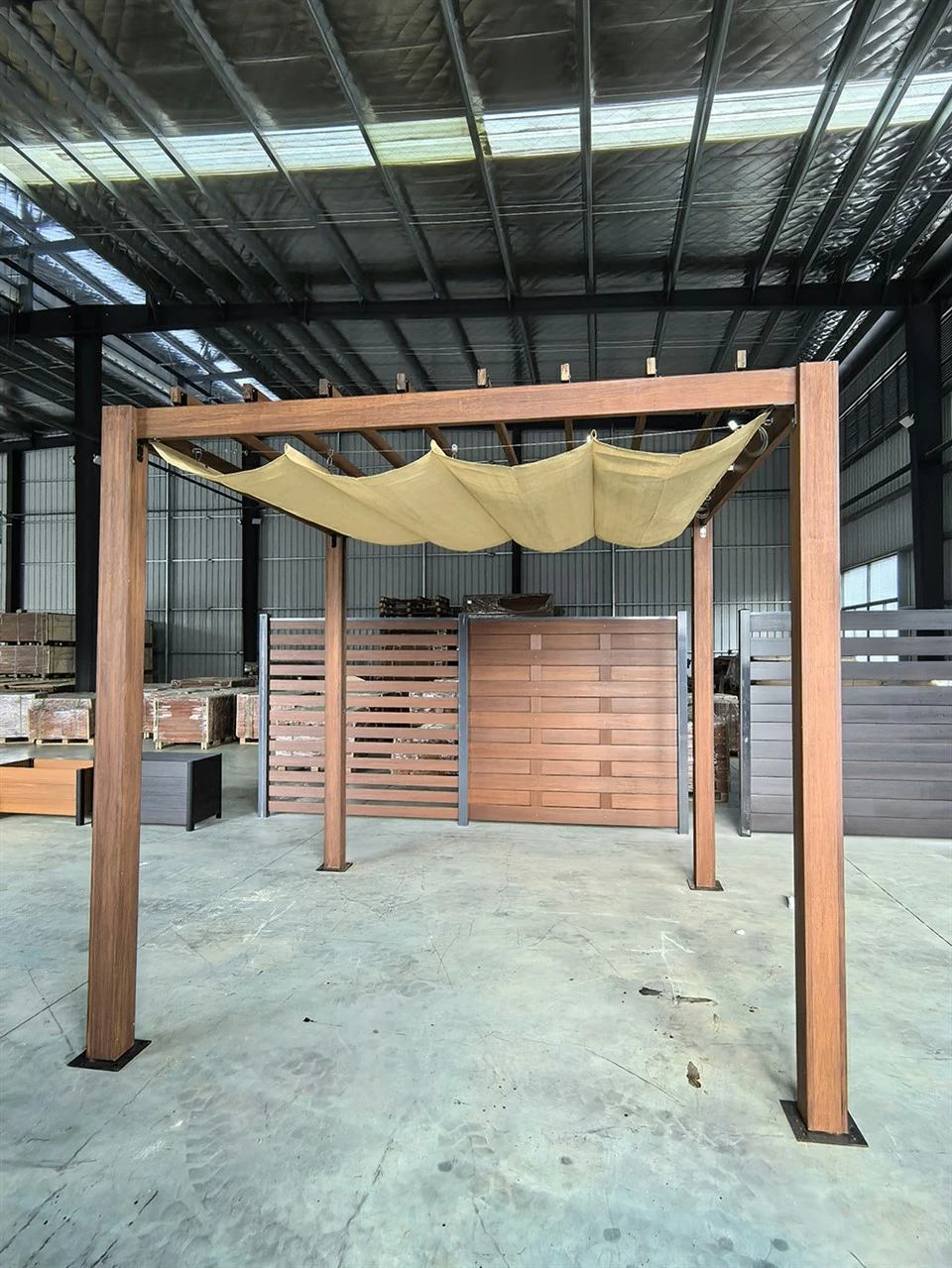 Bambŵ ar gyfer Pergola